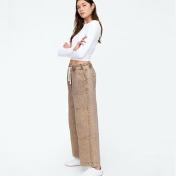 NWOT Gap pull on high rise wide leg jeans L - Picture 4 of 7